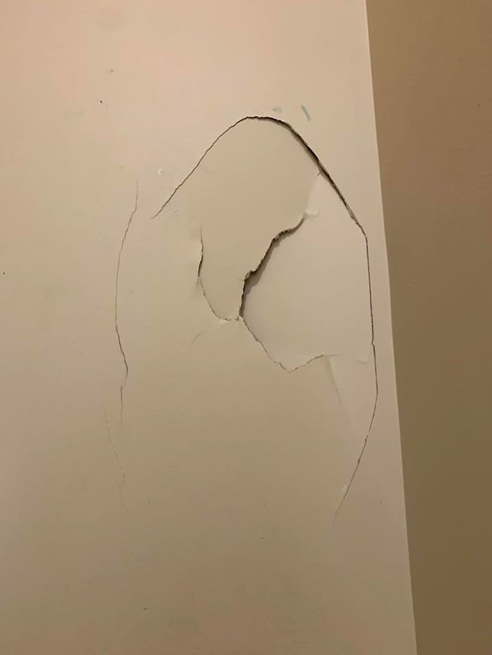 Parents Are Loving This Mom's Concept On Punishing Her Daughter For Putting A Hole In The Wall