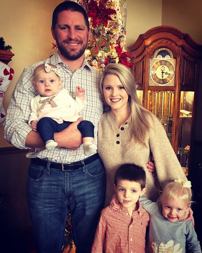 Mother Of 3 Posts About How Her Husband Goes Hunting Twice A Week, So She Decides To Start ‘Hunting' Herself Mother Of 3 Posts About How Her Husband Goes Hunting Twice A Week, So She Decides To Start ‘Hunting' Herself