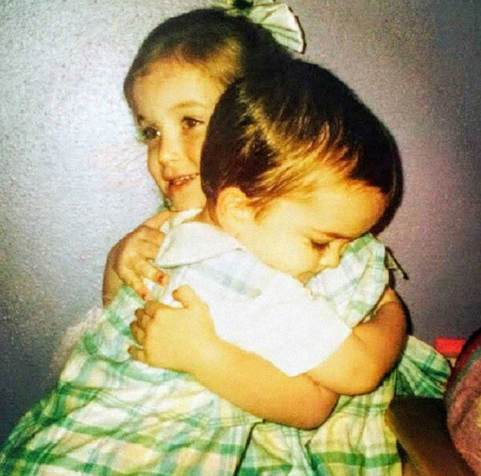 Mom Shares Heartfelt Explanation On Why Parents Have To "Soak It All In" While The Kids Are Still Young, Goes Viral Mom Shares Heartfelt Explanation On Why Parents Have To "Soak It All In" While The Kids Are Still Young, Goes Viral