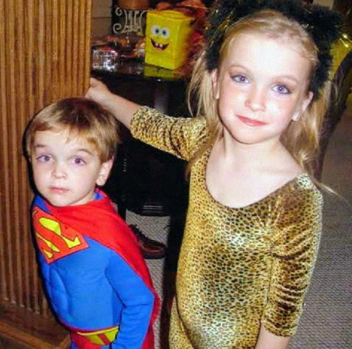 Mom Shares Heartfelt Explanation On Why Parents Have To "Soak It All In" While The Kids Are Still Young, Goes Viral Mom Shares Heartfelt Explanation On Why Parents Have To "Soak It All In" While The Kids Are Still Young, Goes Viral