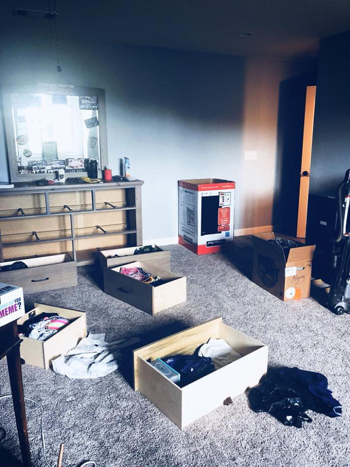 Mom Shares Heartfelt Explanation On Why Parents Have To "Soak It All In" While The Kids Are Still Young, Goes Viral Mom Shares Heartfelt Explanation On Why Parents Have To "Soak It All In" While The Kids Are Still Young, Goes Viral