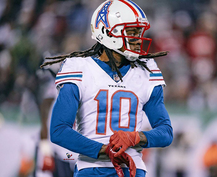 After DeAndre Hopkins' Tradition To Give His Blind Mother A Touchdown Ball Went Viral, His Family Shared A Tragic Life Story After DeAndre Hopkins' Tradition To Give His Blind Mother A Touchdown Ball Went Viral, His Family Shared A Tragic Life Story