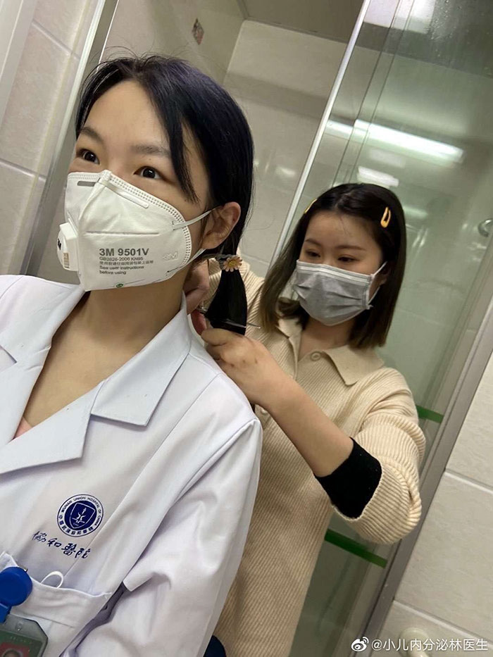 30 Pics That Show The Realities Of Medical Staff Working In Wuhan 30 Pics That Show The Realities Of Medical Staff Working In Wuhan