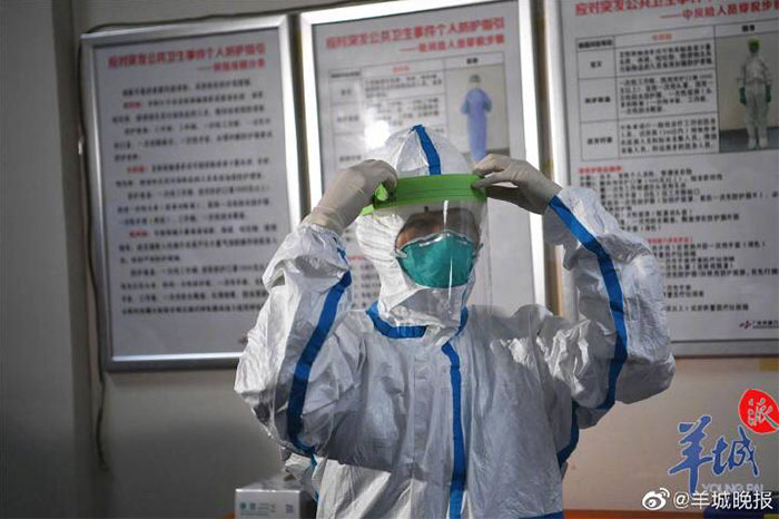 30 Pics That Show The Realities Of Medical Staff Working In Wuhan 30 Pics That Show The Realities Of Medical Staff Working In Wuhan