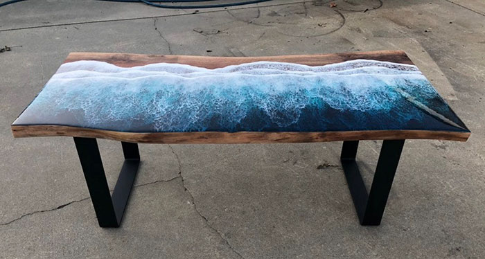 These Artists Create Mesmerizing Tables That Look Like They're Being Washed By An Ocean Wave These Artists Create Mesmerizing Tables That Look Like They're Being Washed By An Ocean Wave