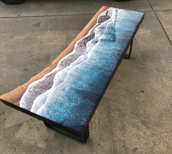 These Artists Create Mesmerizing Tables That Look Like They're Being Washed By An Ocean Wave These Artists Create Mesmerizing Tables That Look Like They're Being Washed By An Ocean Wave