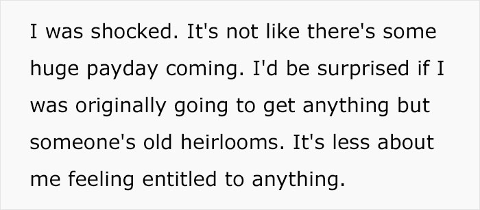 Parents Tell Their Daughter They're Removing Her From The Will Because She Has No Kids, So She Ruins Their Holidays Parents Tell Their Daughter They're Removing Her From The Will Because She Has No Kids, So She Ruins Their Holidays