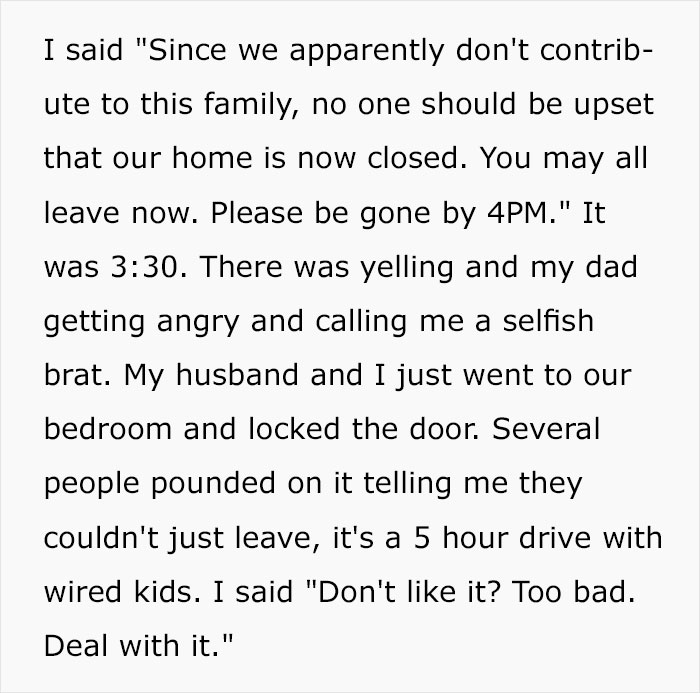 Parents Tell Their Daughter They're Removing Her From The Will Because She Has No Kids, So She Ruins Their Holidays Parents Tell Their Daughter They're Removing Her From The Will Because She Has No Kids, So She Ruins Their Holidays