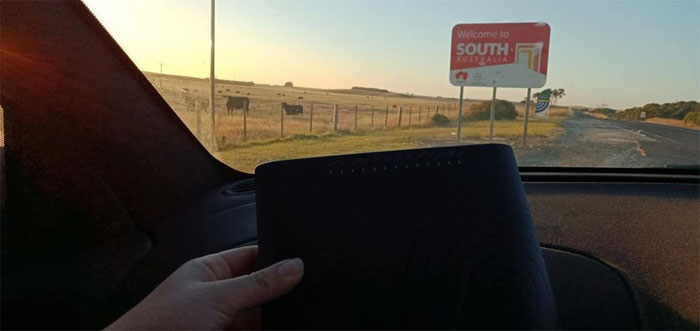 Kids Don't Want To Go On A Family Trip, So Their Parents Take Their Modem Instead Kids Don't Want To Go On A Family Trip, So Their Parents Take Their Modem Instead