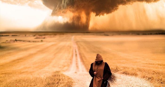 I Turn My Dreams Into Surreal Pictures By Editing Them (61 Pics)