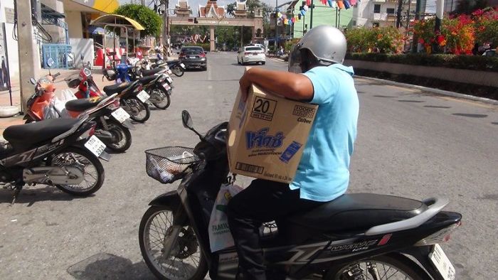 Unusual-Ways-People-Dealing-Plastic-Bag-Ban-Thailand