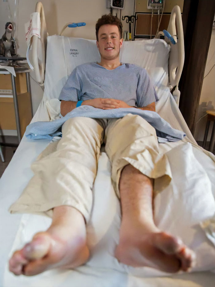 Teen Went Hiking In The Mountains But Got Stuck For 30 Hours, Used Every Trick In The Book To Survive The Harsh Cold