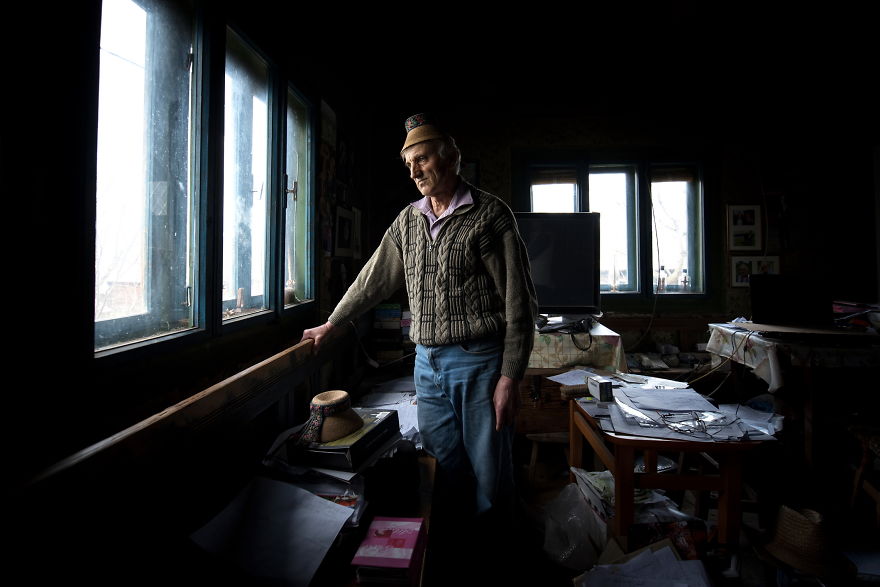 I Documented The Life Of The Elders From Transylvania.