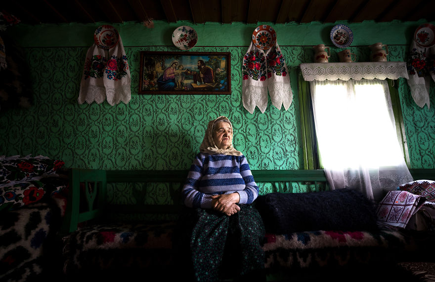 I Documented The Life Of The Elders From Transylvania.