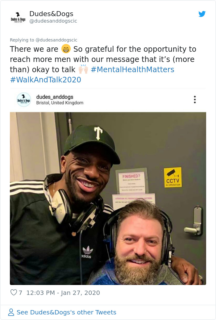 Guy Sets Up A Dog-Walking Group For Men Who Need A Companion To Open Up About Their Problems Guy Sets Up A Dog-Walking Group For Men Who Need A Companion To Open Up About Their Problems