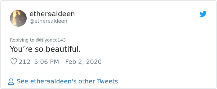 Disabled Woman Nervously Shares Her “Sexy” Photos And Twitter Falls In Love With Her Disabled Woman Nervously Shares Her “Sexy” Photos And Twitter Falls In Love With Her