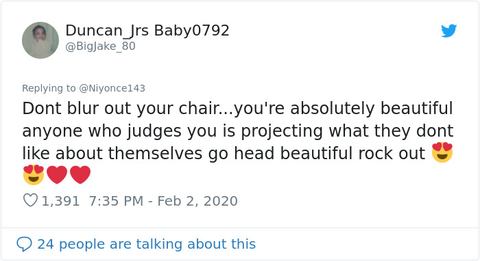 Disabled Woman Nervously Shares Her “Sexy” Photos And Twitter Falls In Love With Her Disabled Woman Nervously Shares Her “Sexy” Photos And Twitter Falls In Love With Her