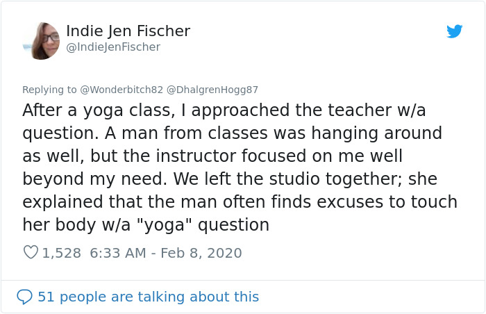 Woman Gets Followed Home By Three Strangers, Hugs This Black Guy And Asks Him To Help Her Woman Gets Followed Home By Three Strangers, Hugs This Black Guy And Asks Him To Help Her