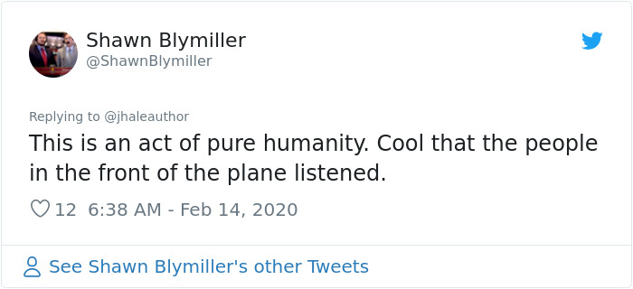 This Dad Flew At The Very Back Of The Plane, Everybody Sat Still And Let Him Leave First So He Wouldn't Miss His Father-Daughter Dance