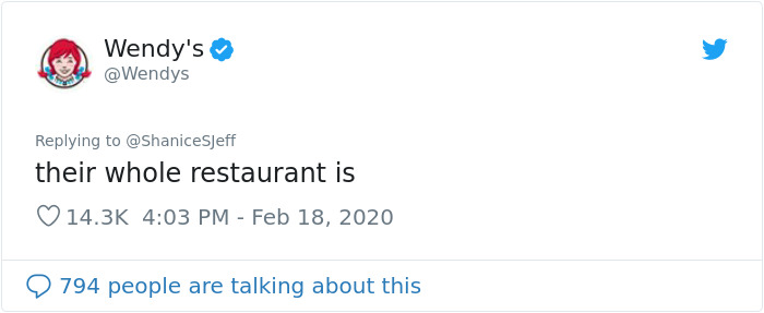 Burger King Tries To Test A New French Fry Burger, Wendy's Roasts Them So Bad, People Are In Awe Burger King Tries To Test A New French Fry Burger, Wendy's Roasts Them So Bad, People Are In Awe