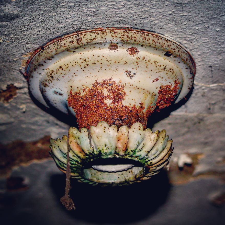 Exploring Abandoned Homes Throughout Rural Wisconsin