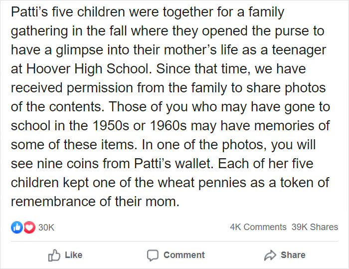 A School Found A Purse That Was Lost Back In The 50s, And It's Like A Time Capsule For People Of The Generation A School Found A Purse That Was Lost Back In The 50s, And It's Like A Time Capsule For People Of The Generation
