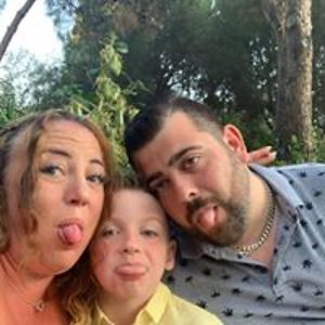 vikkilee_kinnie avatar