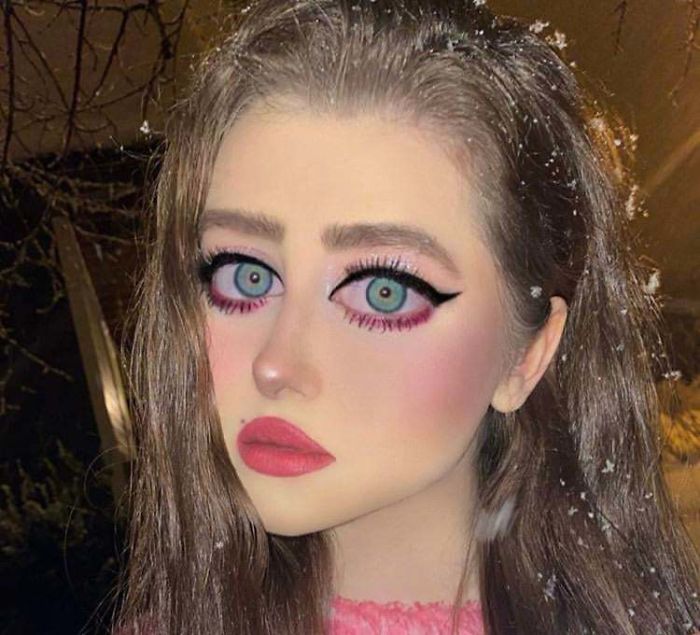 She’s Back And Her Eyes Are Even Bigger