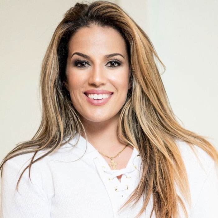 Woman Asks People If They Would Agree To 10% Pay Cut If They Could Work From Home, Here's How They Responded Woman Asks People If They Would Agree To 10% Pay Cut If They Could Work From Home, Here's How They Responded