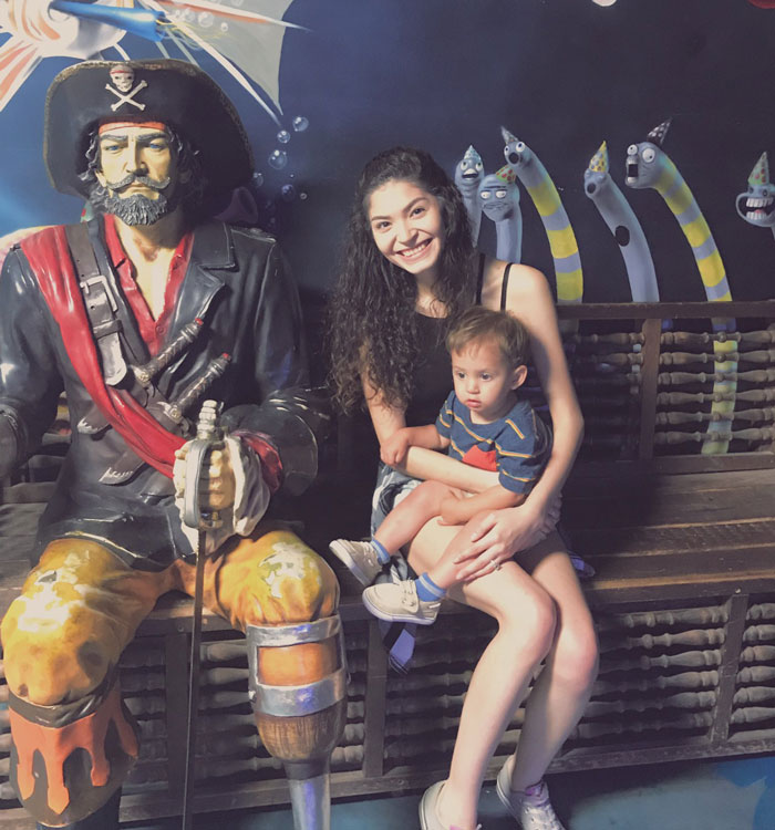 Mom Shares A TikTok Of Her $9.28 Paycheck After Working For 70 Hours As A Waitress Mom Shares A TikTok Of Her $9.28 Paycheck After Working For 70 Hours As A Waitress