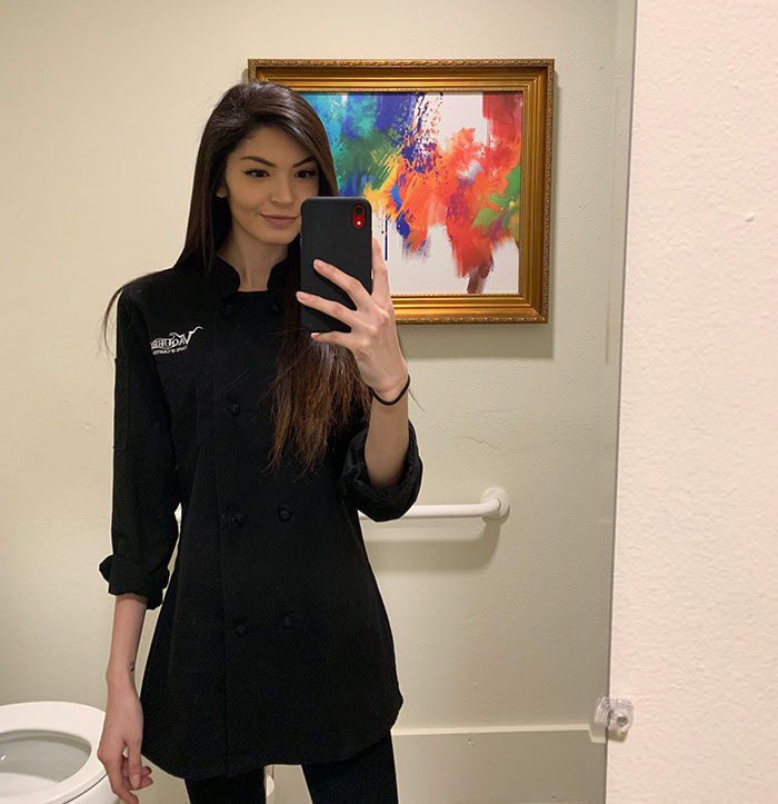 Mom Shares A TikTok Of Her $9.28 Paycheck After Working For 70 Hours As A Waitress Mom Shares A TikTok Of Her $9.28 Paycheck After Working For 70 Hours As A Waitress