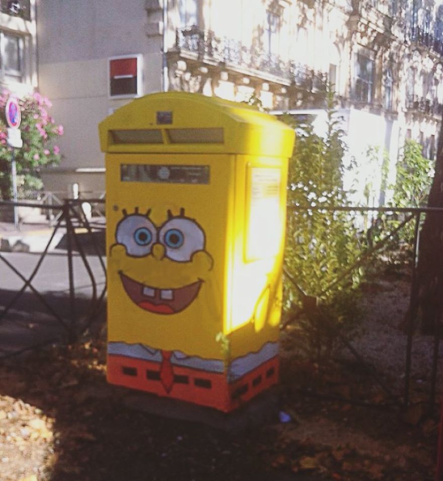 Artist Manages To Take The Boredom Out Of Common Spaces With Pop Culture Characters, Who Fit Perfectly With The Scene