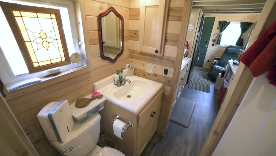 At 77 She Sold Half Of Her Stuff To Live In Her Downstairs Bedroom Tiny House