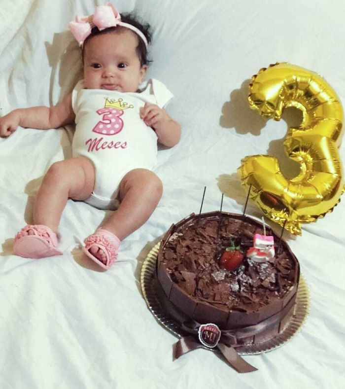 Dad Spends Months Talking To His Baby In The Womb, She Reacts To His Voice With The Biggest Smile Once Born Dad Spends Months Talking To His Baby In The Womb, She Reacts To His Voice With The Biggest Smile Once Born