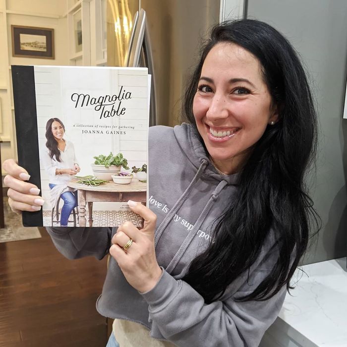 When Your Bestie Looks Like Joanna Gaines