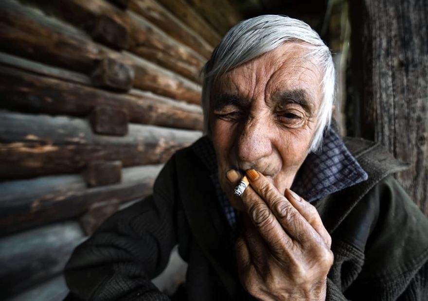 I Documented The Life Of The Elders From Transylvania.