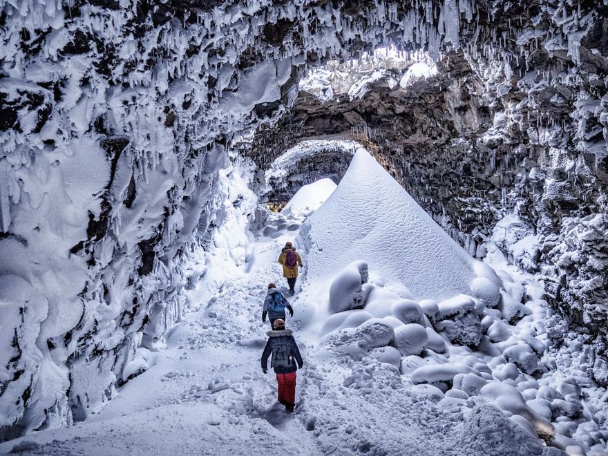 I Photographed Lava Tubes In Iceland After A Violent Snowstorm (12 Pics)