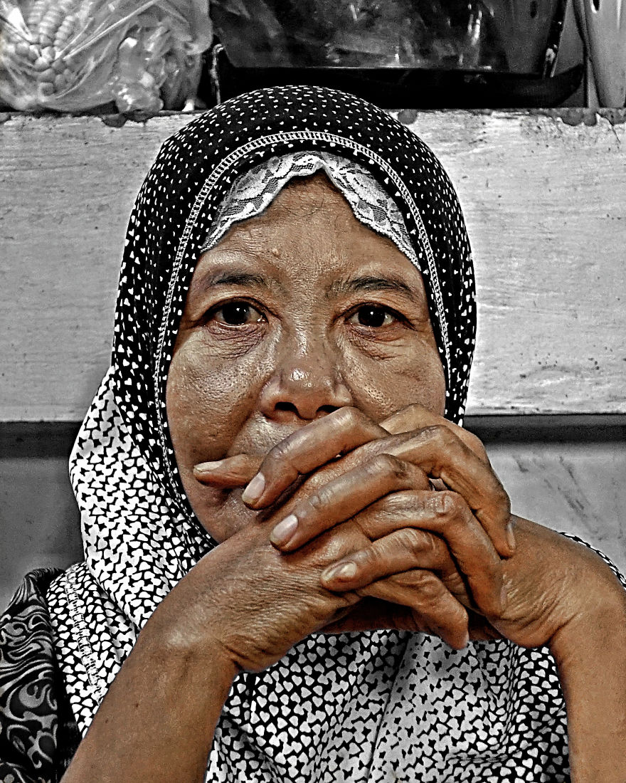 I Photographe Seniors In Ubud From Up-Close