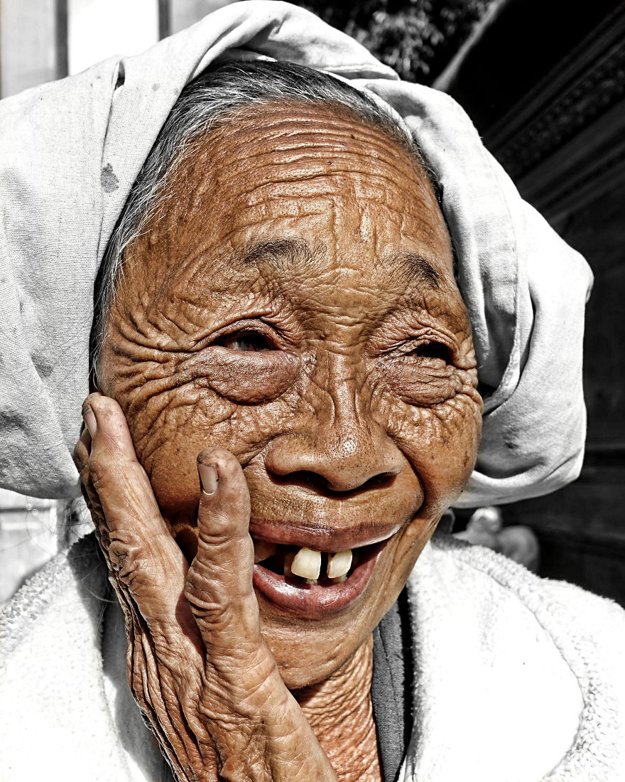 I Photographe Seniors In Ubud From Up-Close