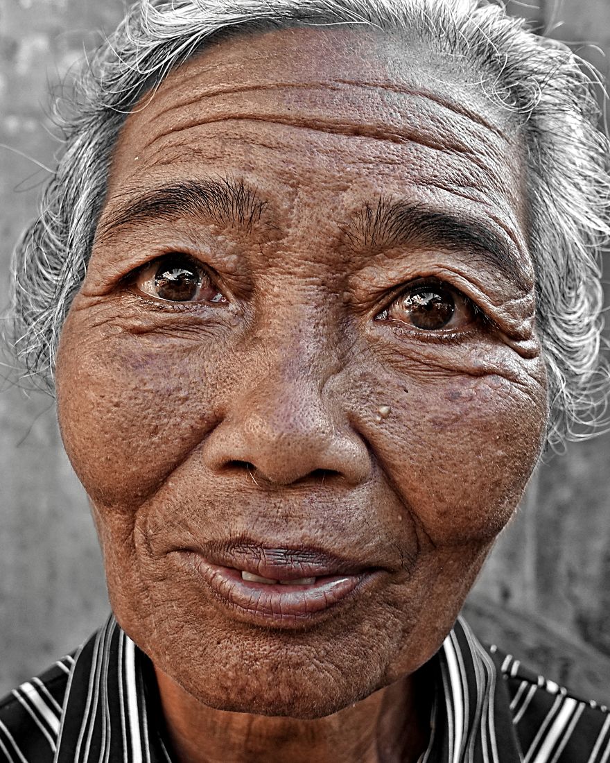 I Photographe Seniors In Ubud From Up-Close