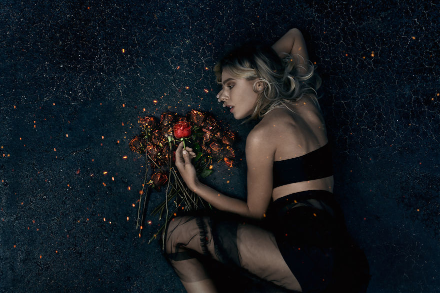 Photographer Tells Haunting Stories With His Cinematic Night-Time Photos