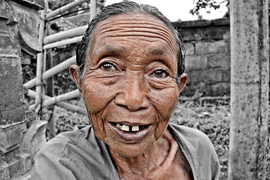 I Photographe Seniors In Ubud From Up-Close