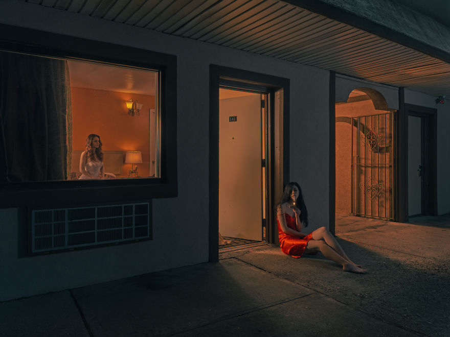 Photographer Tells Haunting Stories With His Cinematic Night-Time Photos