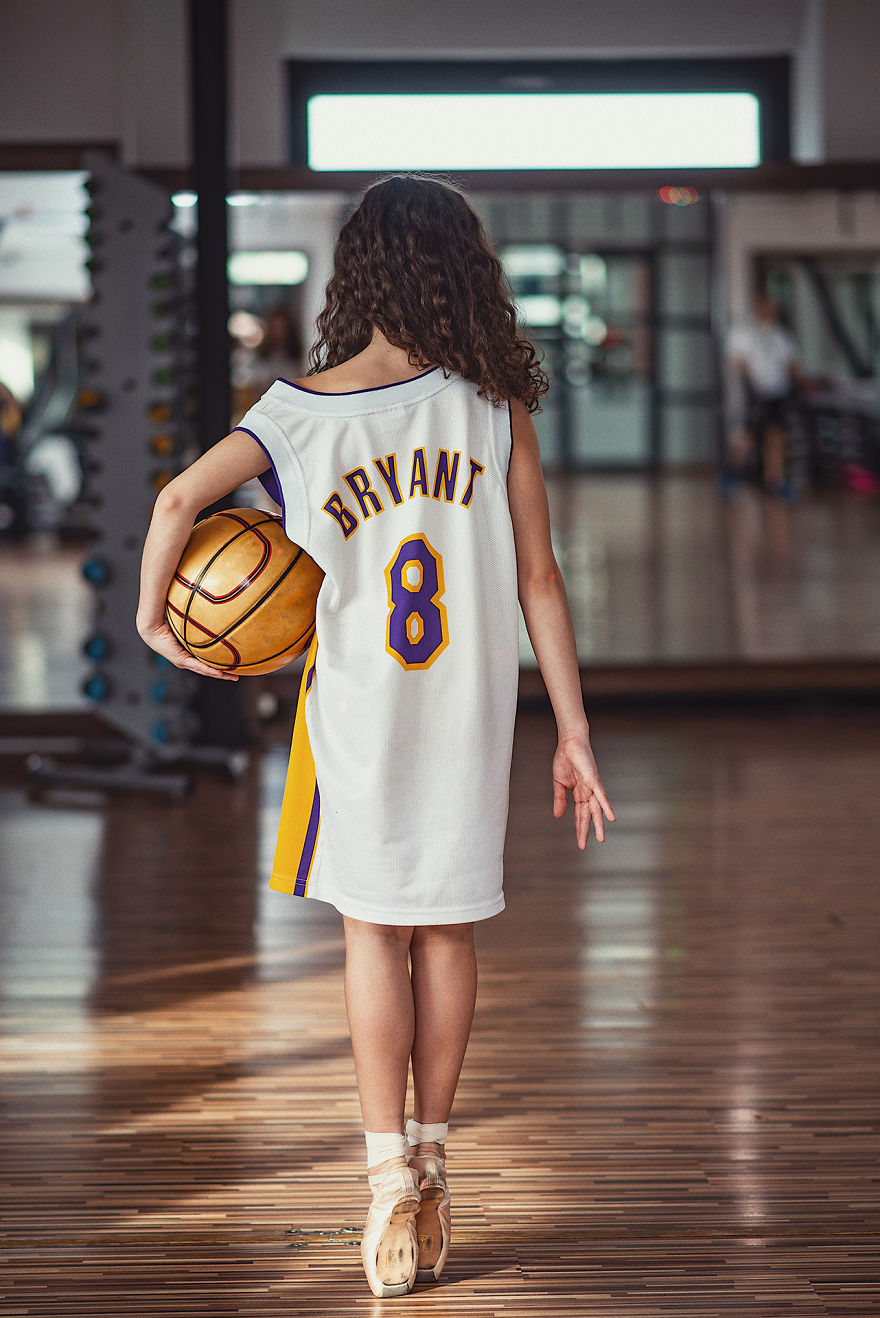 I Did A Tribute Photoshoot To Kobe And His Daughter With A Lifelong Lakers Fan Dad And His Ballerina Girl (13 Pics) I Did A Tribute Photoshoot To Kobe And His Daughter With A Lifelong Lakers Fan Dad And His Ballerina Girl (13 Pics)