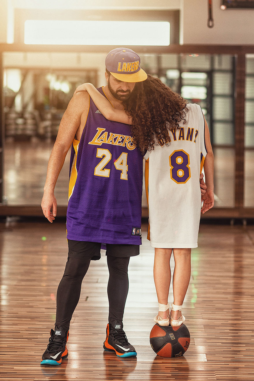 I Did A Tribute Photoshoot To Kobe And His Daughter With A Lifelong Lakers Fan Dad And His Ballerina Girl (13 Pics) I Did A Tribute Photoshoot To Kobe And His Daughter With A Lifelong Lakers Fan Dad And His Ballerina Girl (13 Pics)