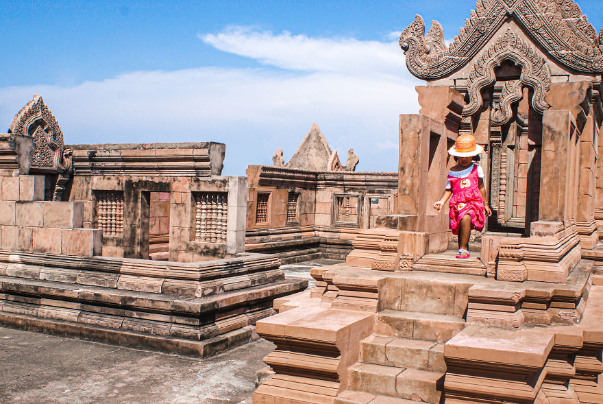 These Photographs Show The Beauty And The Drama Of Tourism In Thailand These Photographs Show The Beauty And The Drama Of Tourism In Thailand