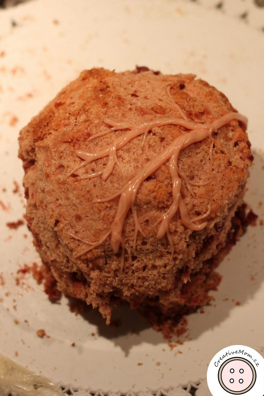 I Made This Valentine's Day Realistic Human Heart Cake And Here's How I Made This Valentine's Day Realistic Human Heart Cake And Here's How