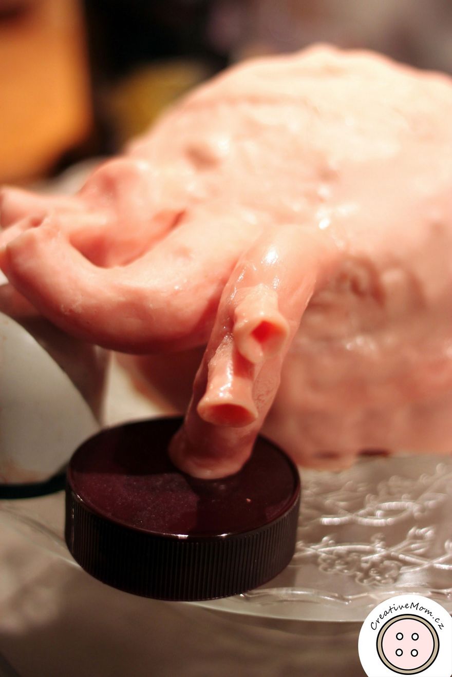 I Made This Valentine's Day Realistic Human Heart Cake And Here's How I Made This Valentine's Day Realistic Human Heart Cake And Here's How