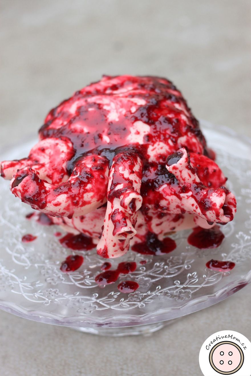I Made This Valentine's Day Realistic Human Heart Cake And Here's How I Made This Valentine's Day Realistic Human Heart Cake And Here's How