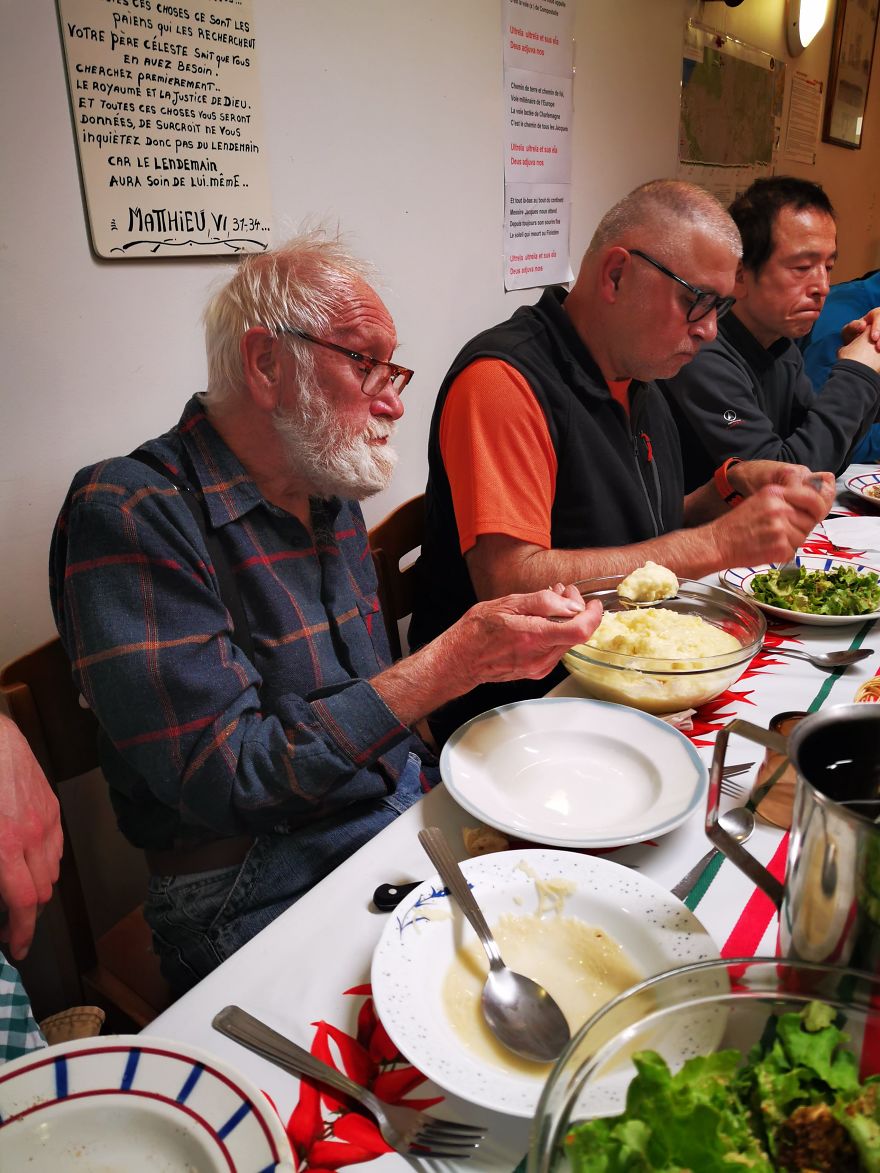 I Walked (Part Of) The Camino De Santiago With My Brother And 87-Year-Old Grandad